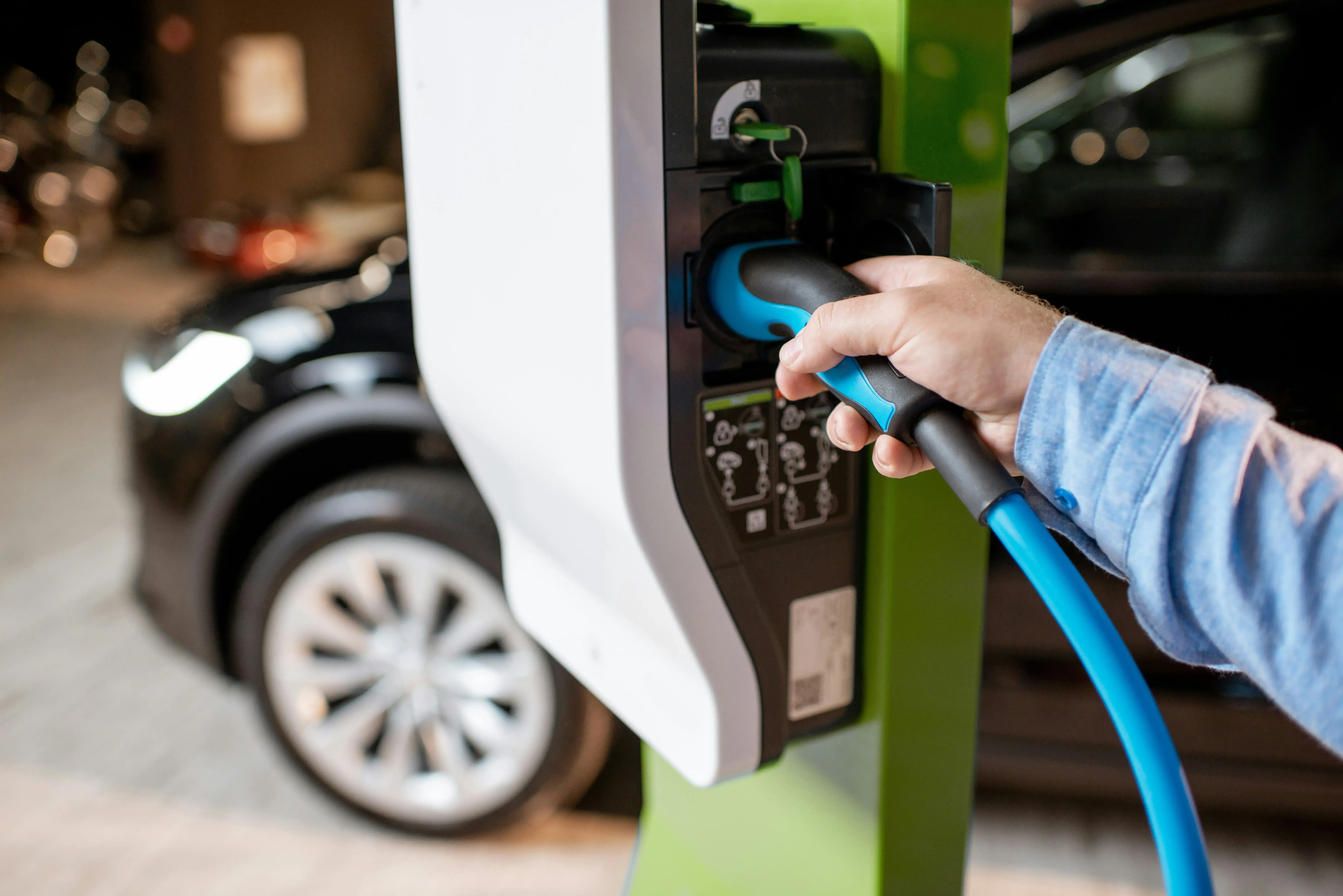 Prime Coup de Pouce véhicule électrique : conditions, montant et démarches