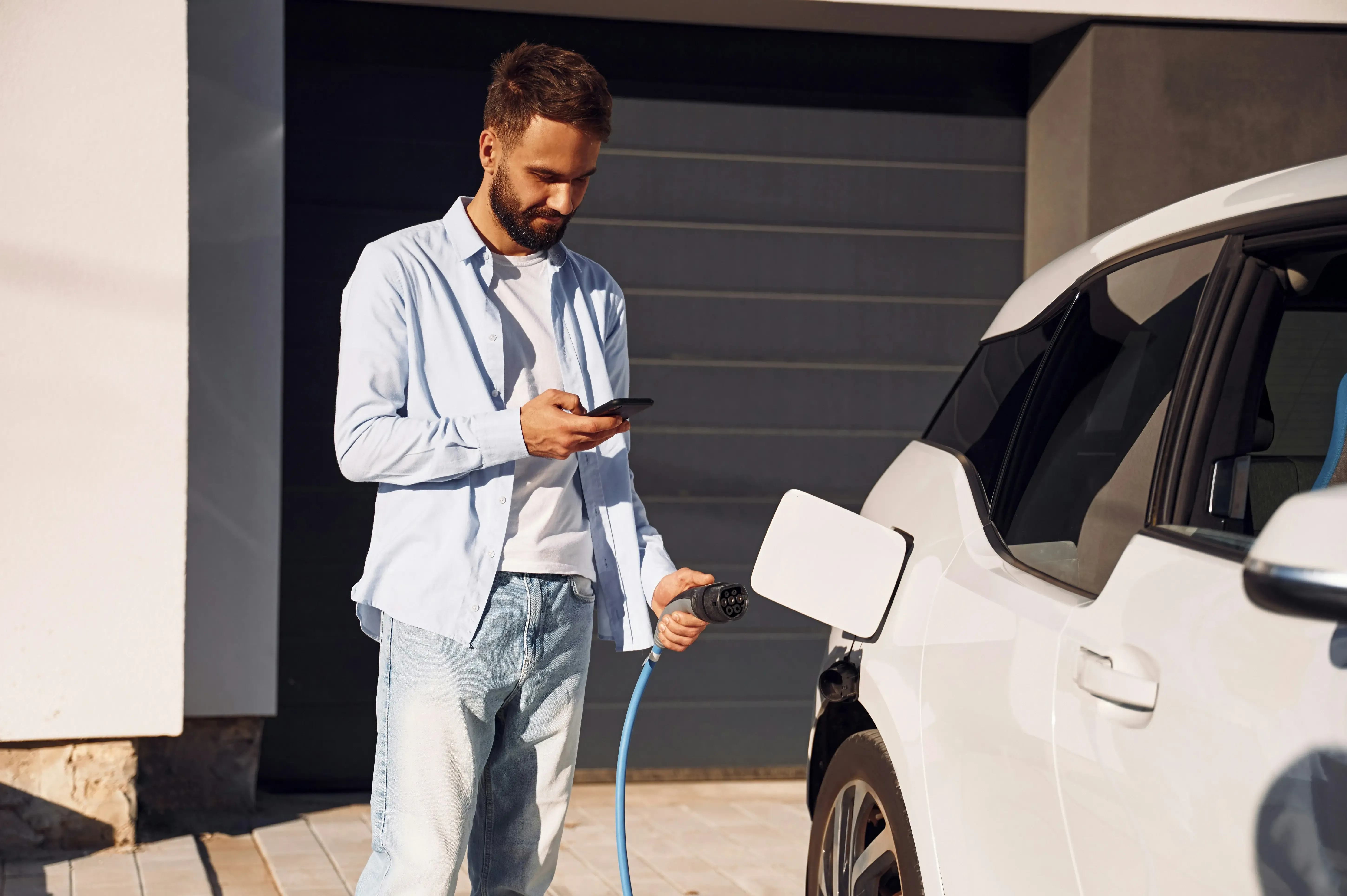Comparatif : quel opérateur borne de recharge choisir en 2026 ?